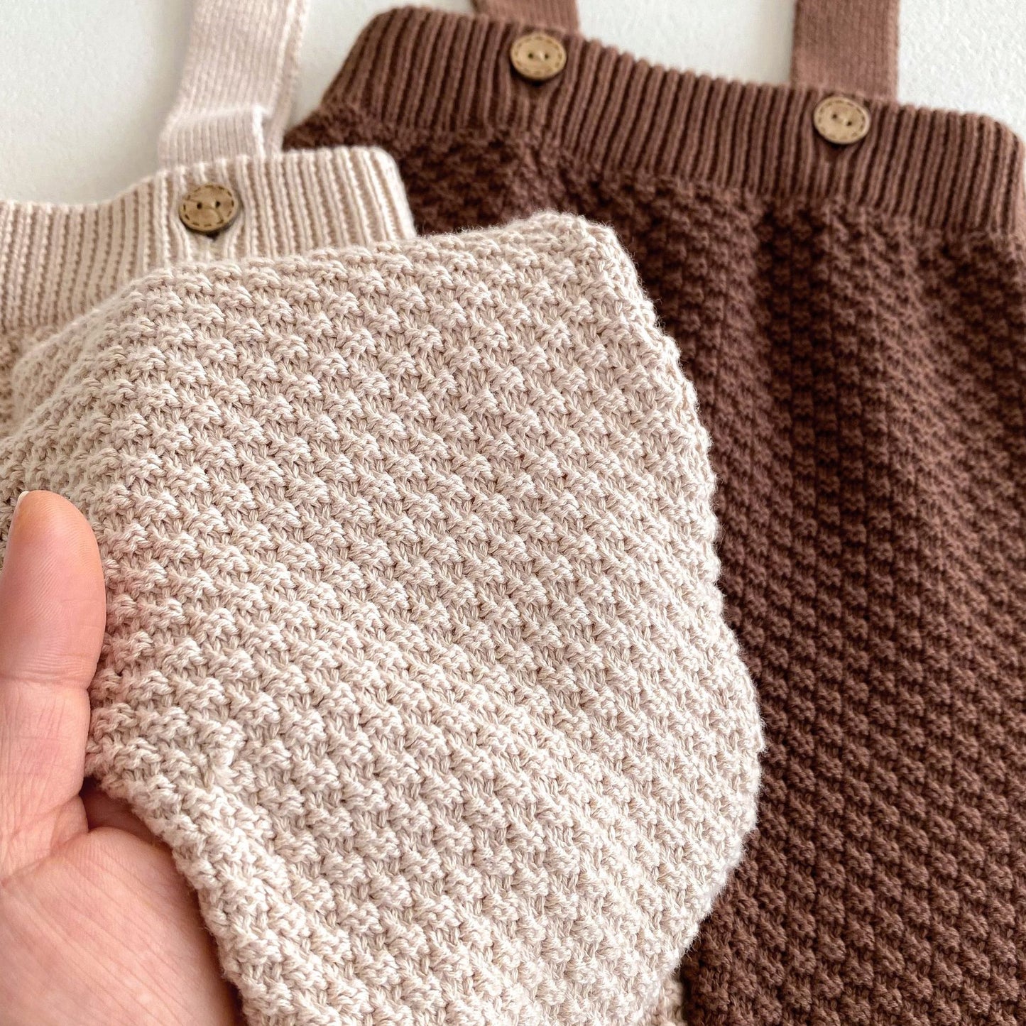 Salopette Bimba in Maglia Calda con Bretelle