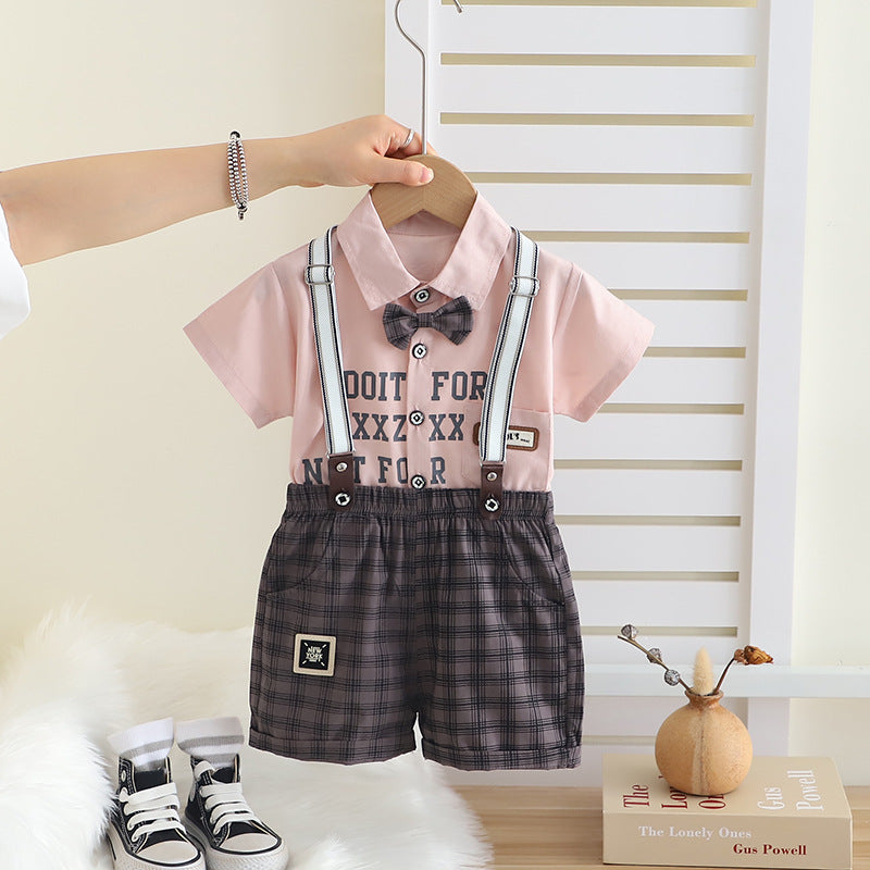 Completo Estivo Bimbo con Bretelle "Little Gentleman" - Camicia, Shorts a Quadri e Papillon