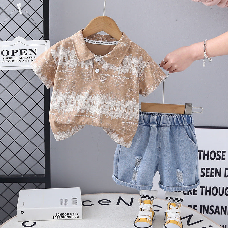 Completo Bimbo Polo Stampata e Pantaloncini Denim Strappati