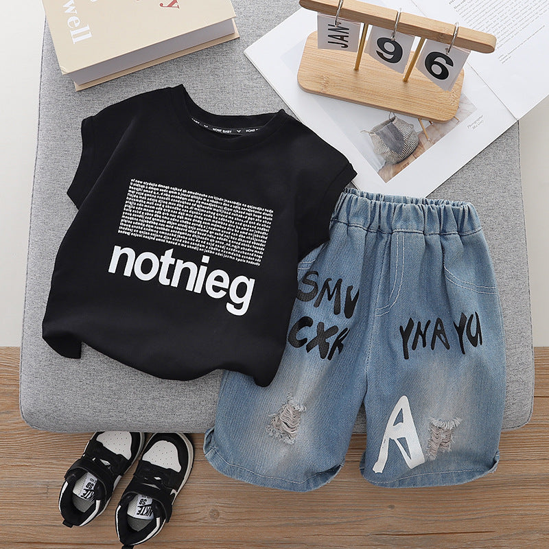 Set Estivo Bambino con T-shirt "Notnieg" e Shorts in Denim
