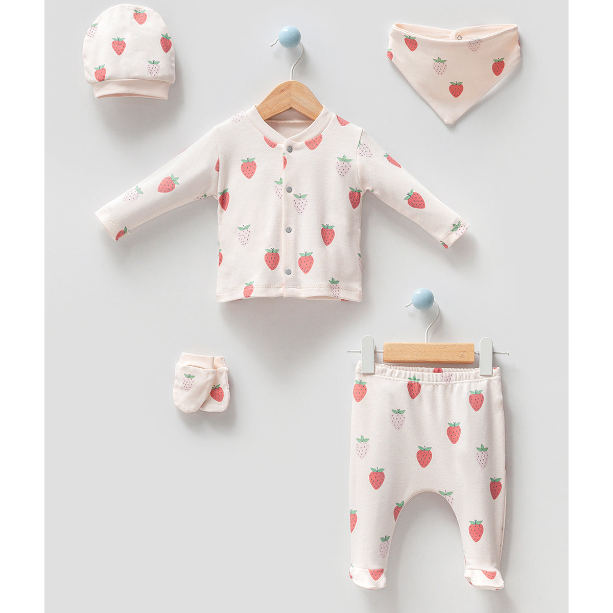 Set Neonata 5 Pezzi Fantasia Fragole in Cotone Morbido