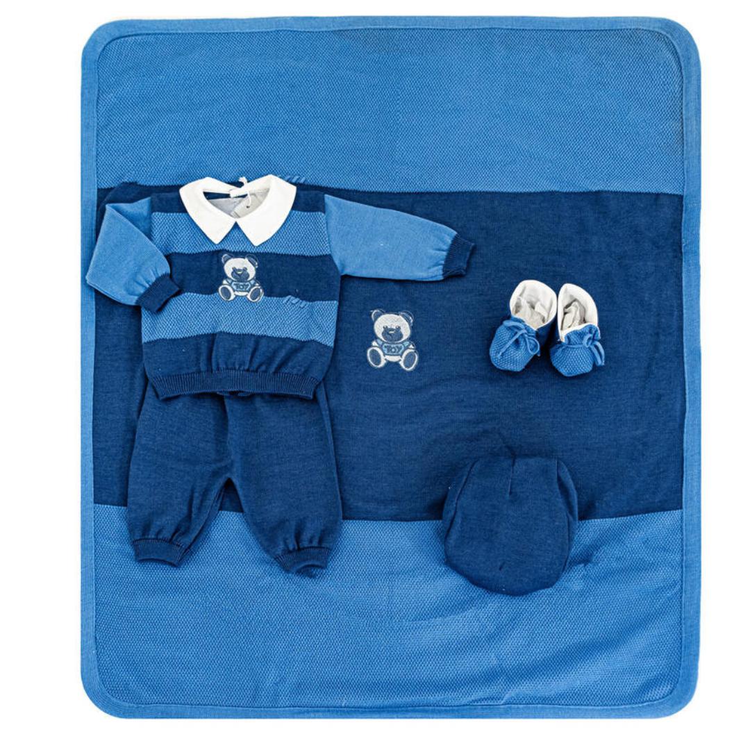 Canastilla de invierno de lana azul bebé
