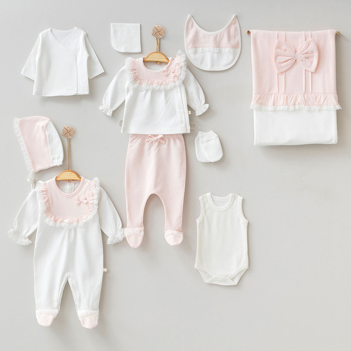 Corredino Nascita Elegance Rosa – Set Completo Neonata in Cotone Morbido