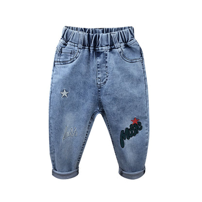 Jeans Bambino con Patch Ricamate – Modelli "Kiss" e "Magic