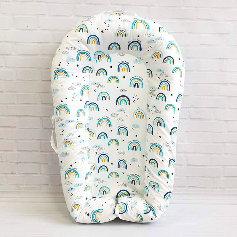 Nido Neonato Fantasia Arcobaleno – Lettino Portatile Morbido Unisex