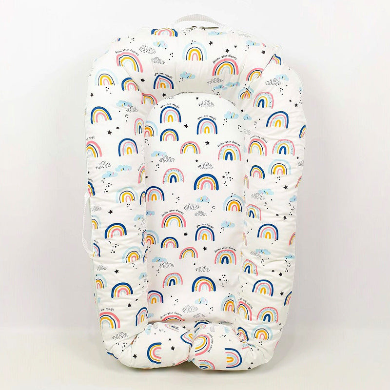 Nido Neonato Fantasia Arcobaleno – Lettino Portatile Morbido Unisex