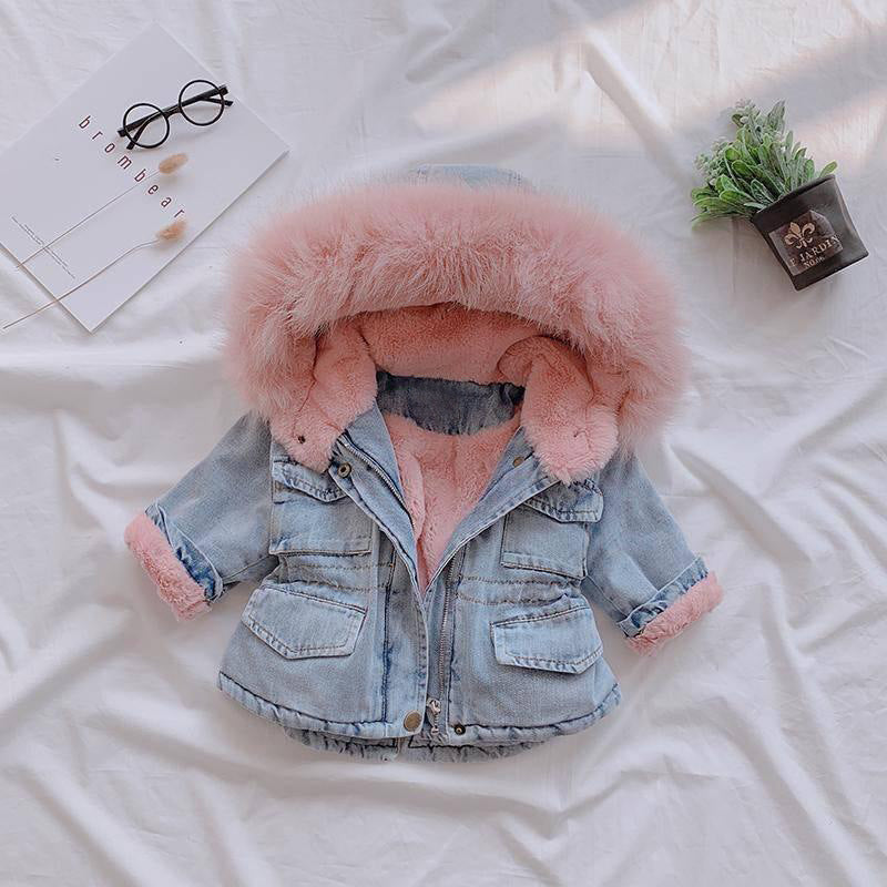 Giacca in jeans con interno peluche e cappuccio in eco-pelliccia – Bambina