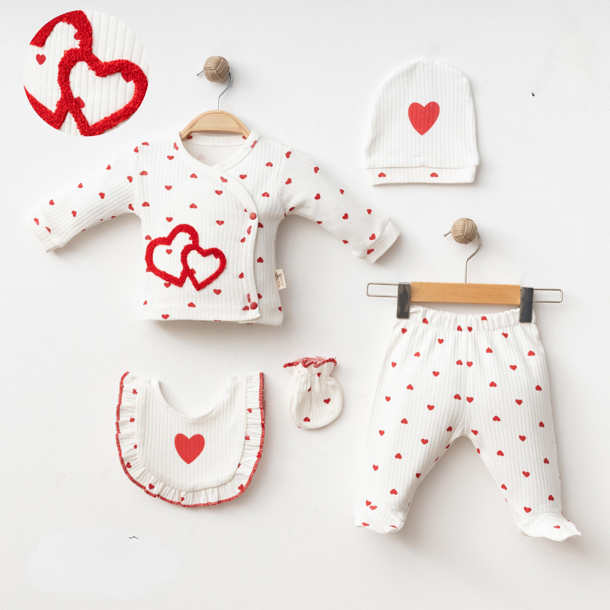 Set Neonata/ Bimba 5pz con Cuori Rossi in cotone 0-3mesi