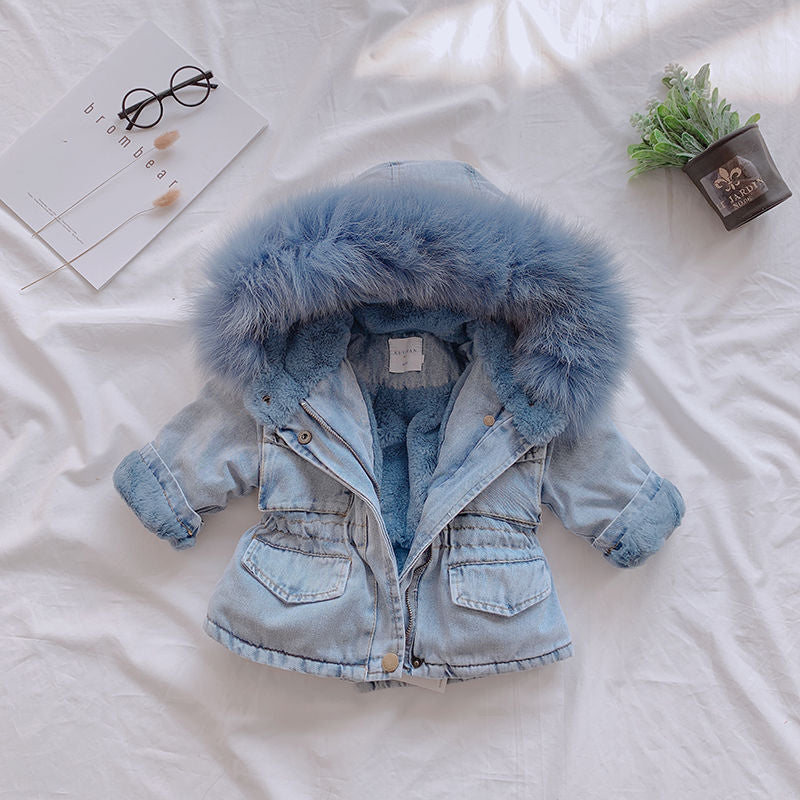 Giacca in jeans con interno peluche e cappuccio in eco-pelliccia – Bambina