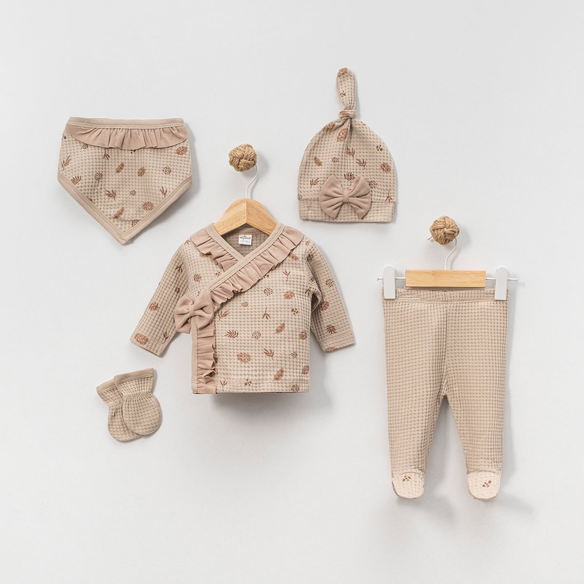 Set Neonata/ Bimba 5 Pezzi in Cotone Beige
