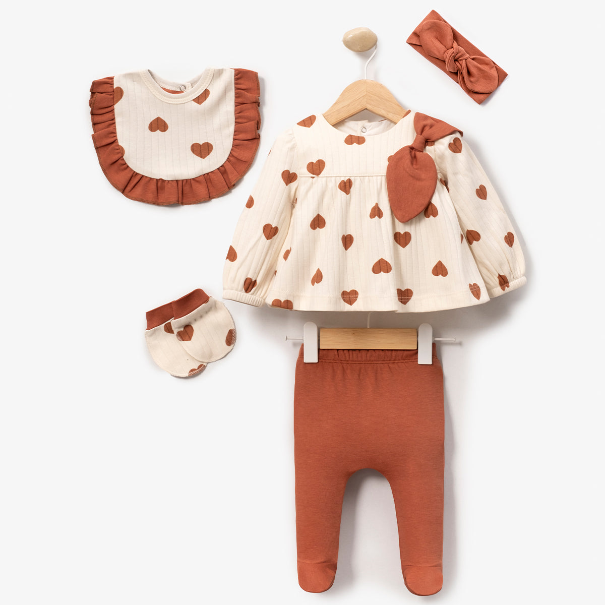 Set Neonata/ bimba  5 Pezzi Cuori & Fiocco 🎀❤️ Estivo