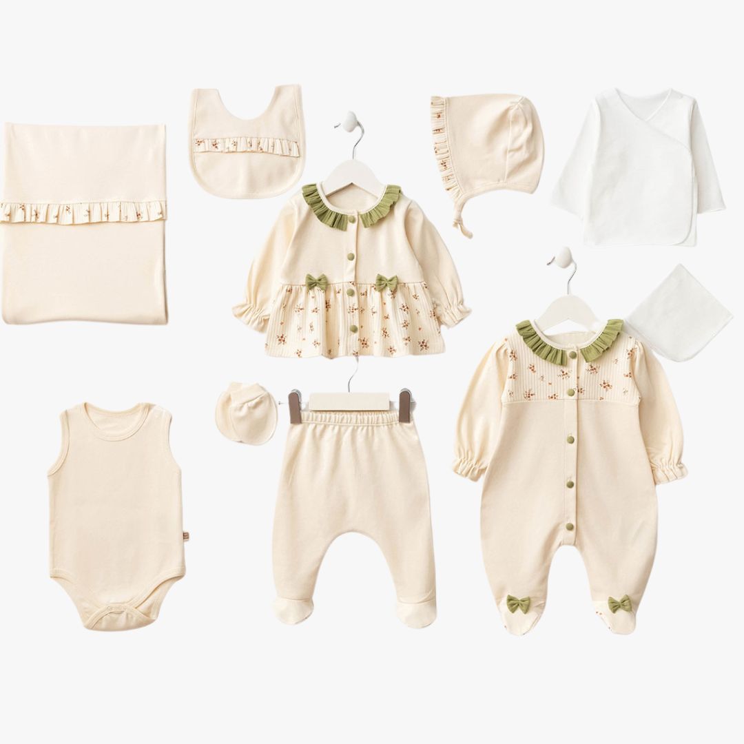 Set Nascita neonata  10 Pezzi – Avorio e Verde Oliva con Fantasia Floreale