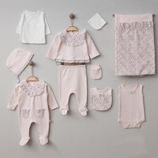 Set Neonata Rosa 10 Pezzi con Dettagli Floreali – Eleganza e Delicatezza