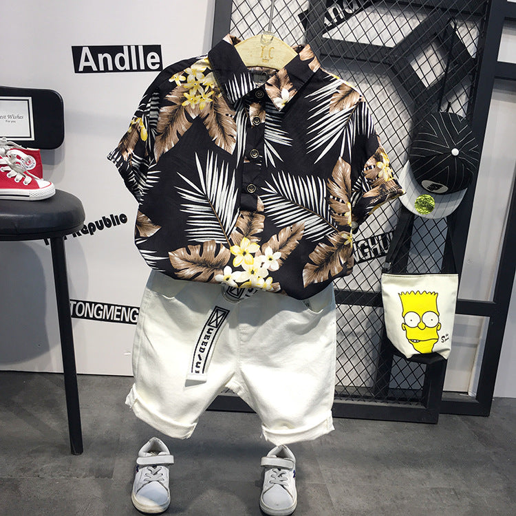 Completo Estivo Bambino  Camicia Tropicale e Shorts Bianchi