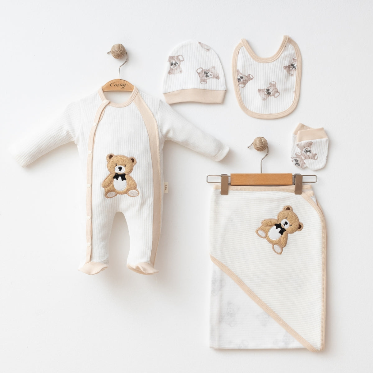 Corredino Neonato/a Neutro 5 Pezzi con Orsetto Ricamato + Copertina