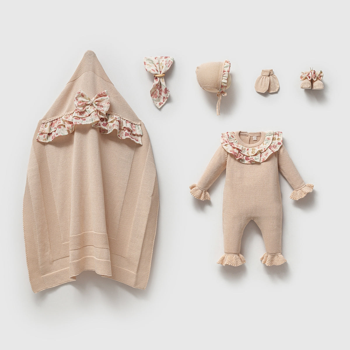 Corredino Neonata  5 Pezzi in Maglia con Colletto e Copertina