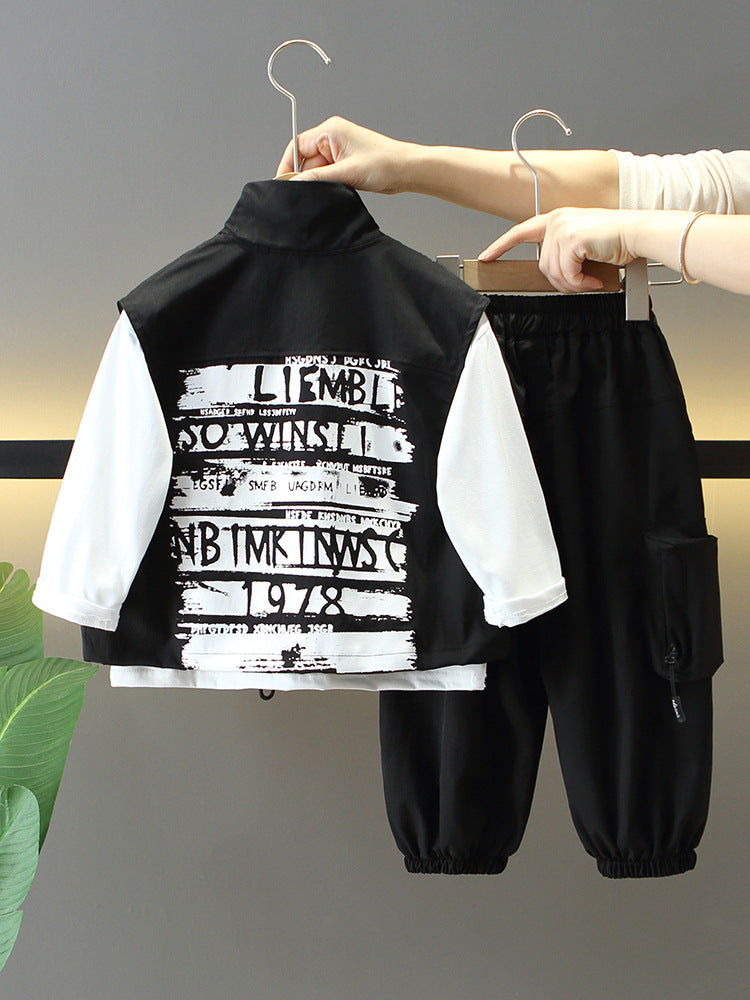 Set 3 pezzi bambino stile urban – T-shirt, pantaloni cargo e gilet multi-tasche (2 colori)