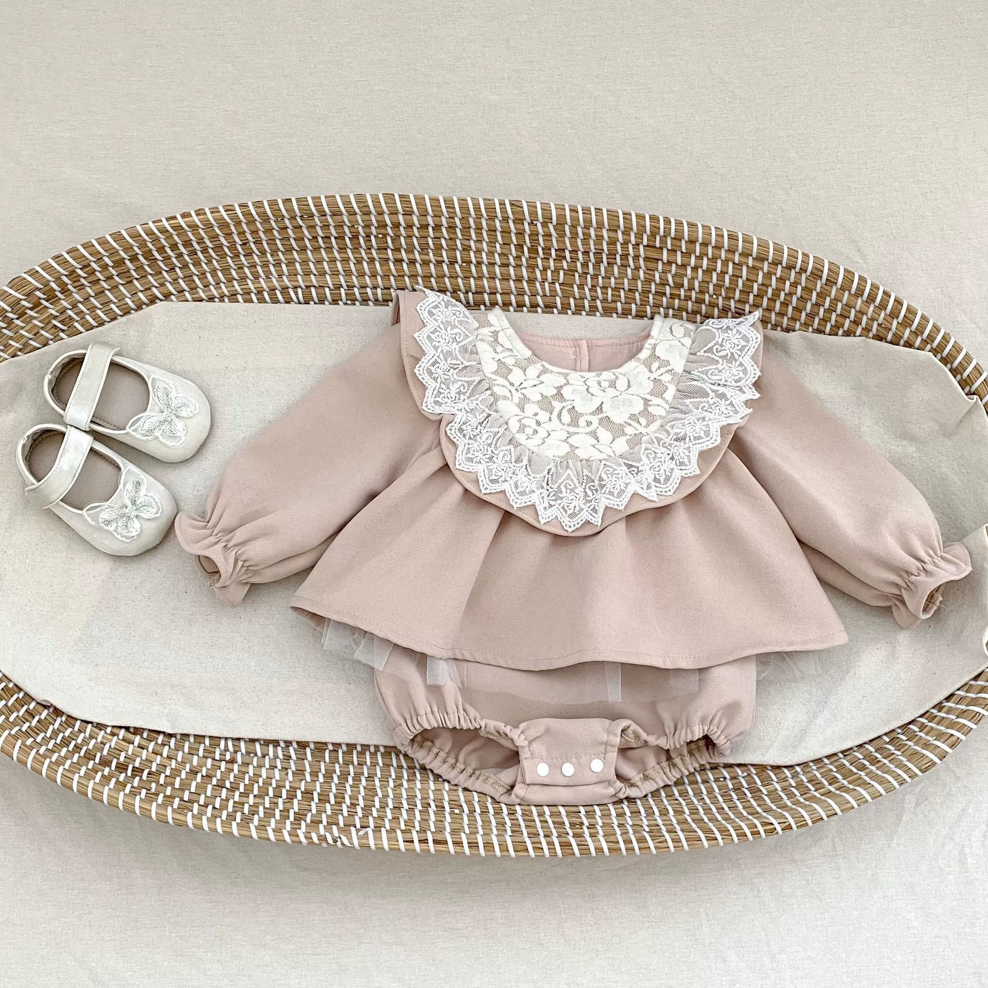 Completo Volant Pizzo – Autunno/Inverno