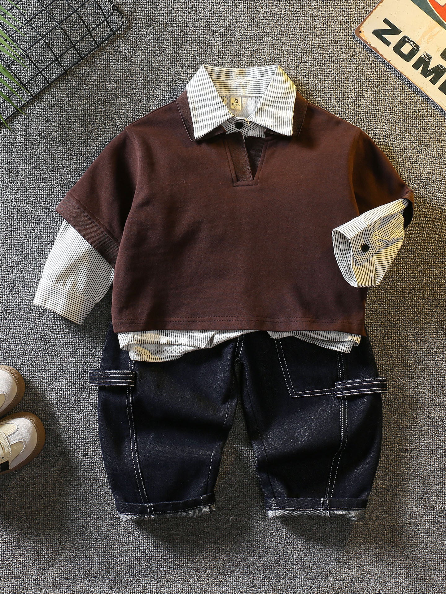 Set 3 pezzi bambino con camicia, t-shirt e jeans cargo