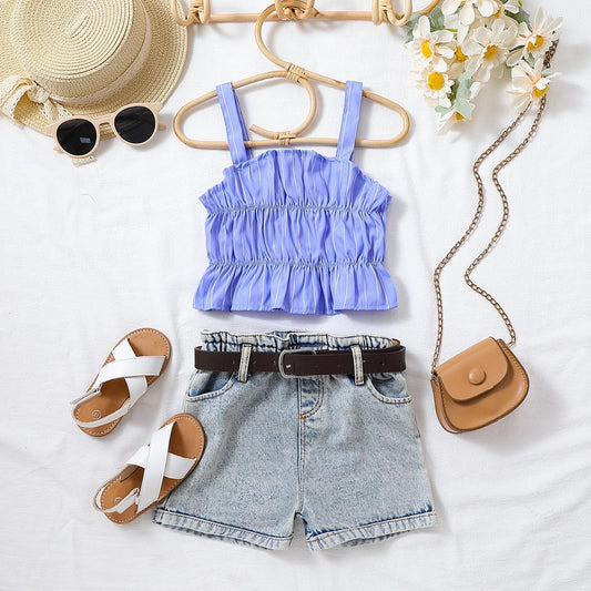 Completo estivo bambina con top lilla e shorts in denim