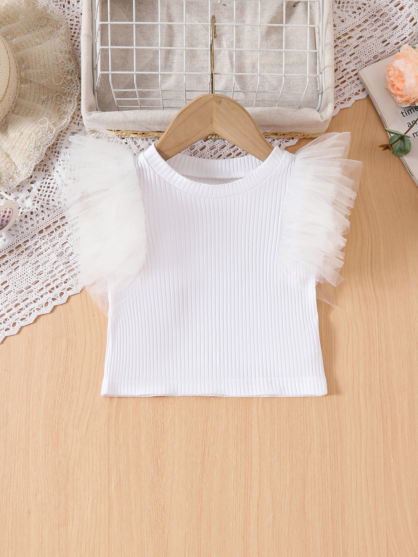 Top Bimba  a Costine con Maniche Volant in Tulle