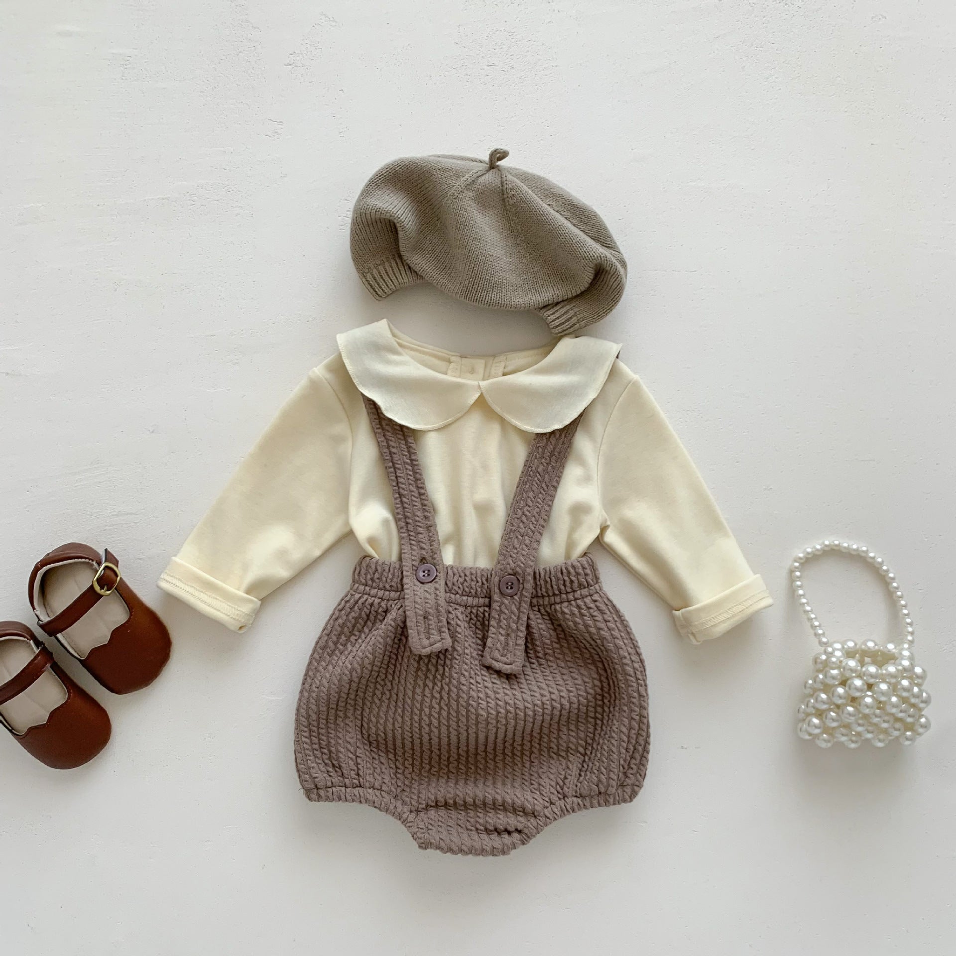 Pagliaccetto Elegante Bambina – Blusa con Colletto e Salopette in Maglia