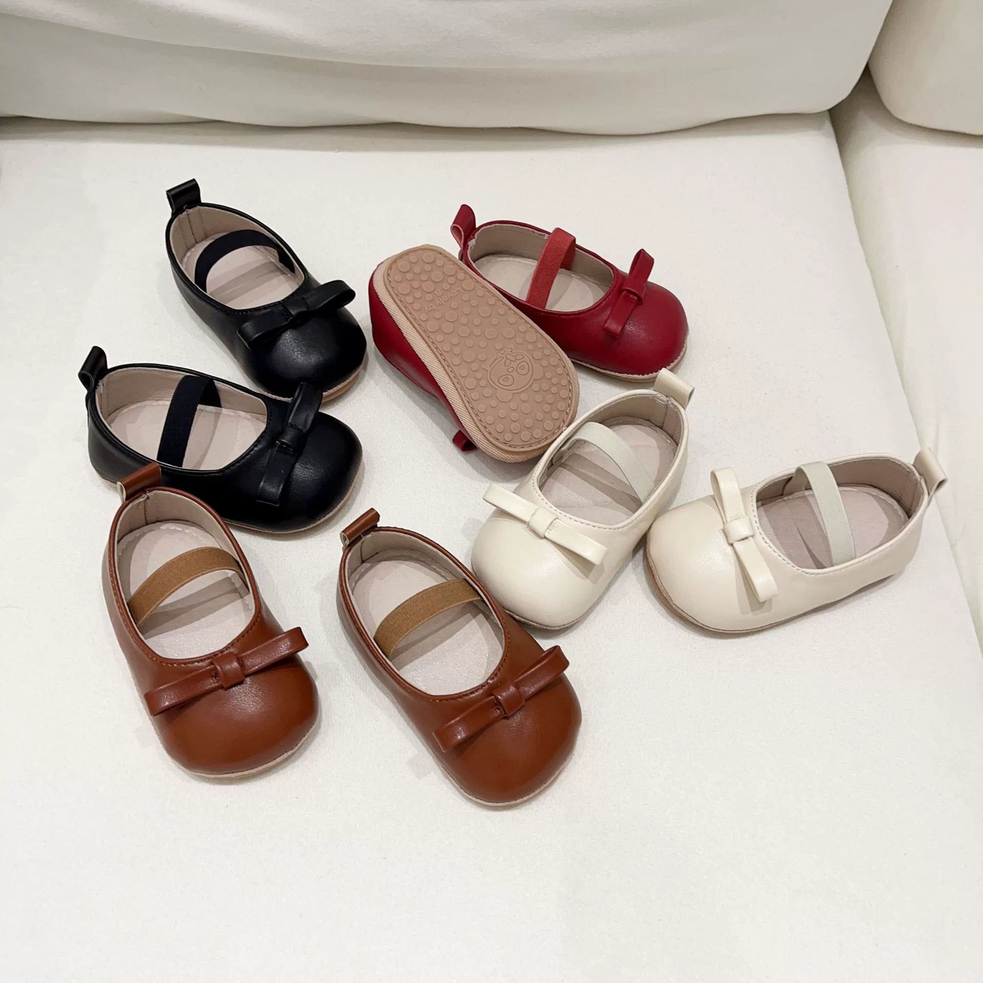 Ballerine Baby in Ecopelle con Fiocco – Antiscivolo e Morbide