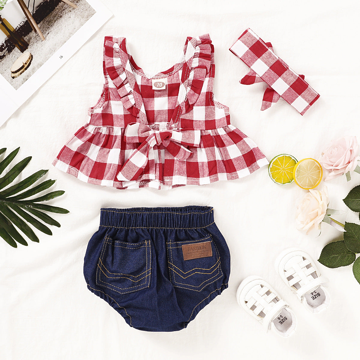 Completo Estivo Bambina 3 Pezzi  Top a Quadretti, Bloomers in Jeans e Fascia Coordinata