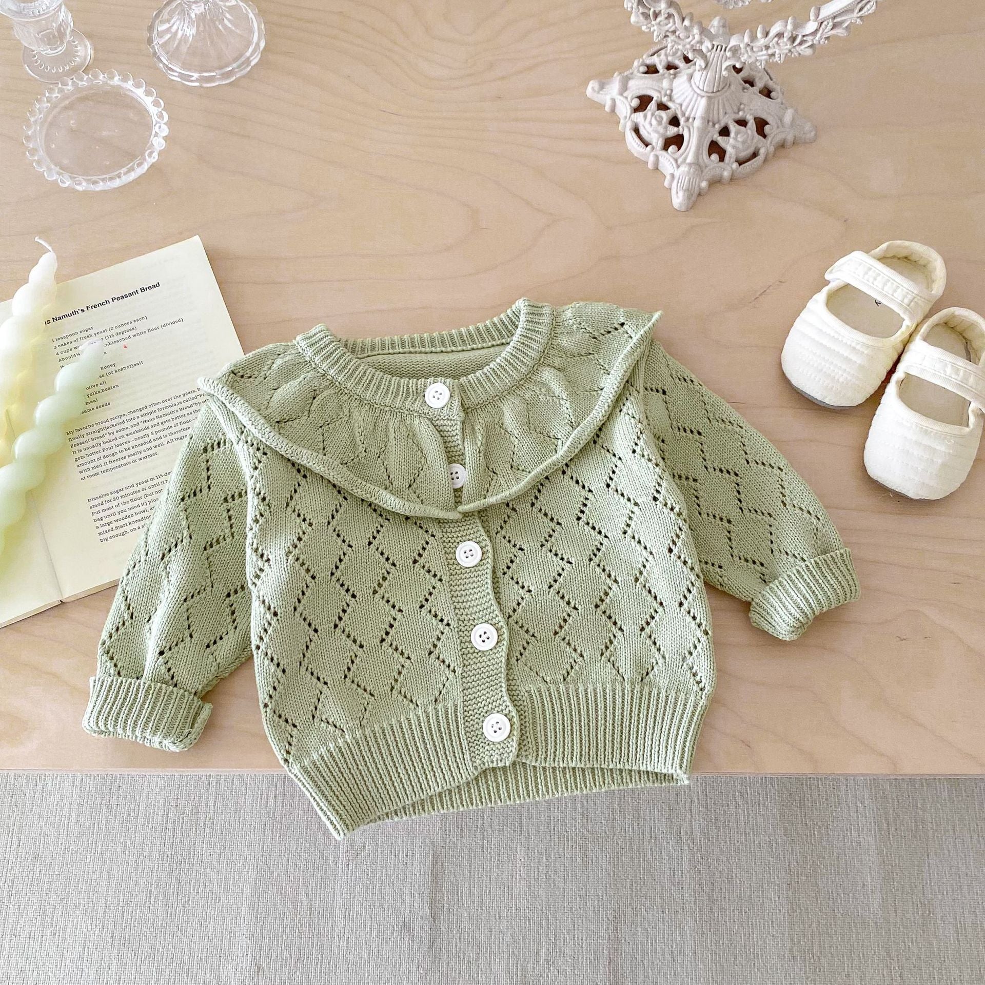 Cardigan Neonata/ Bimba in Maglia con Colletto Volant – Lavorazione a Rombo