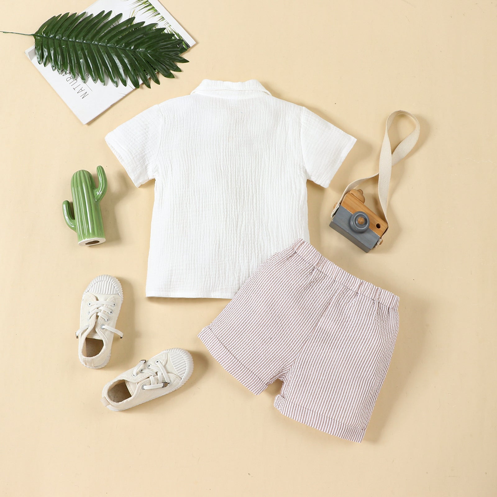Completo Estivo Bambino  Camicia Leggera e Shorts a Righe