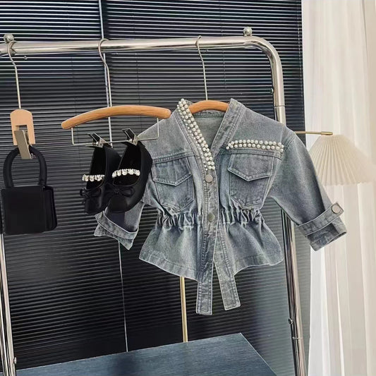 Giacca Jeans Bambina con Dettagli di Perle – Moda Casual Chic