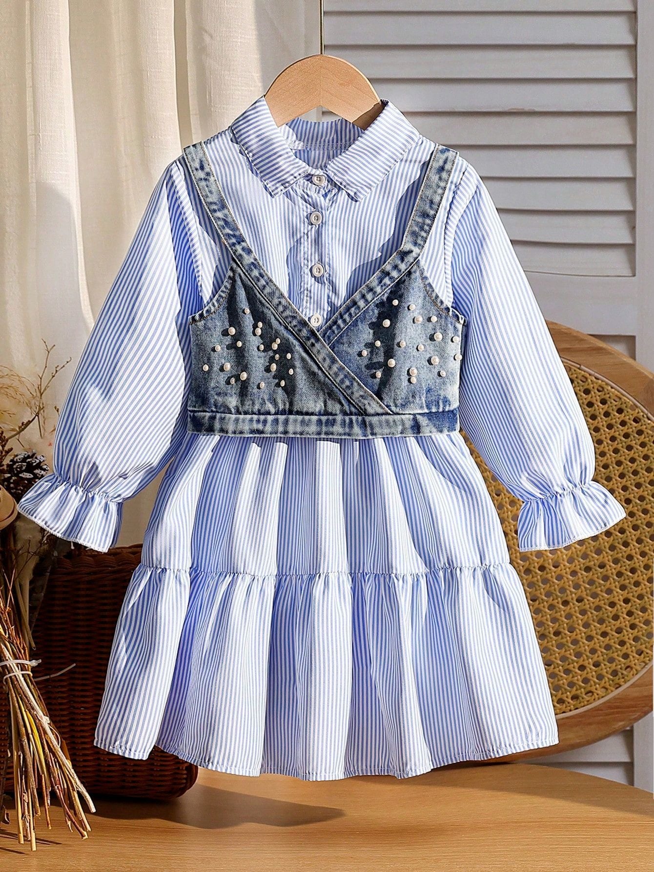 Vestito a Camicia con Gilet in Denim e Perle