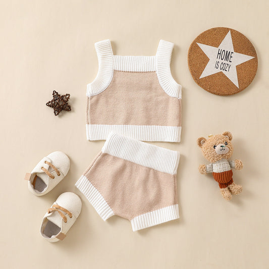 Completo Estivo Neonato in Maglia   Top e Shorts Beige
