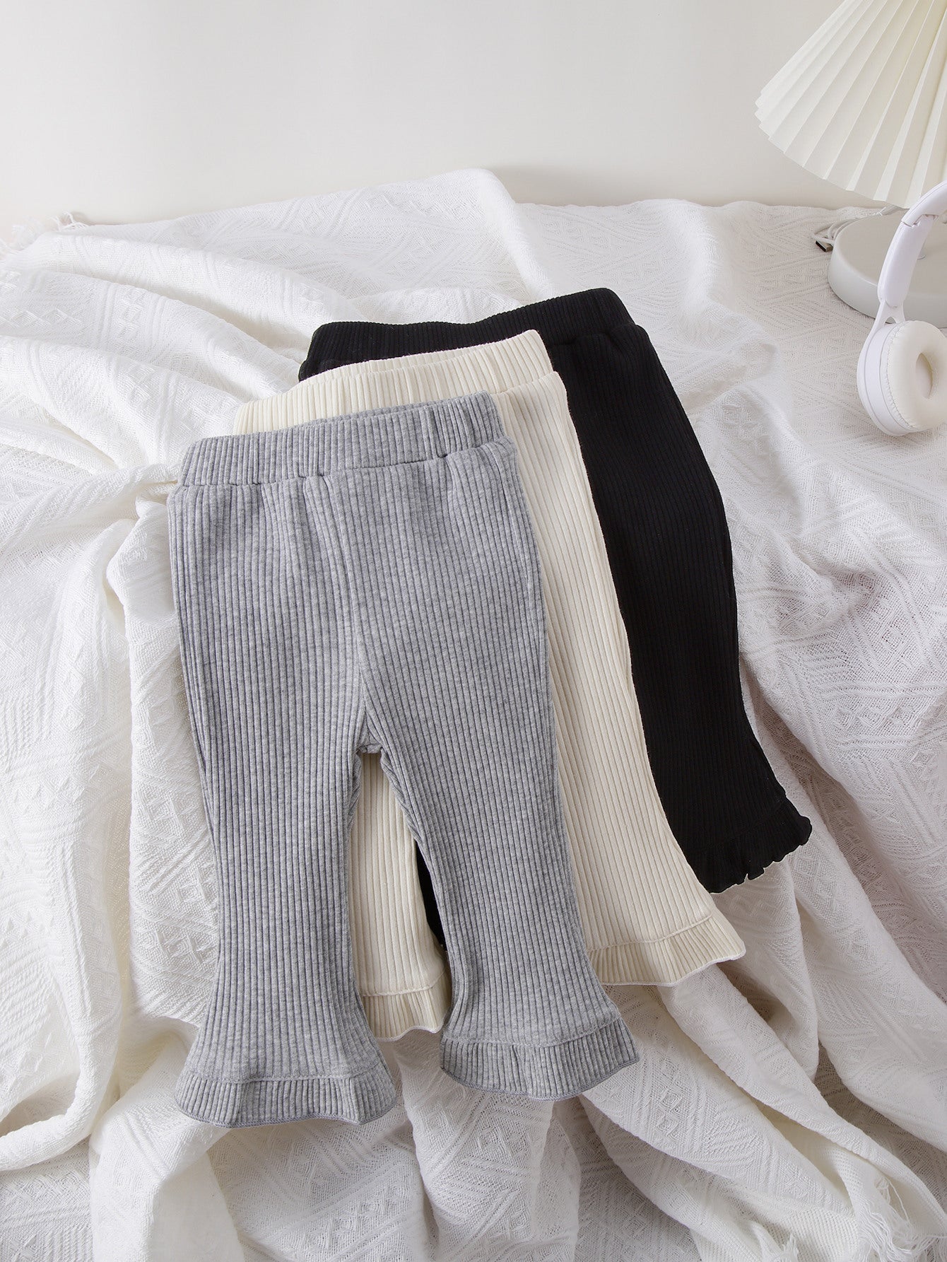 Leggings Bimba a Costine con Fondo Svasato – Modello "Easy Chic" Estivi