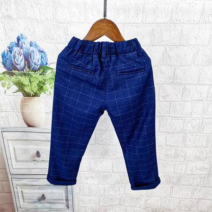 Completo Elegante Bambino 4 Pezzi – Giacca, Gilet e Pantaloni Blu con Papillon