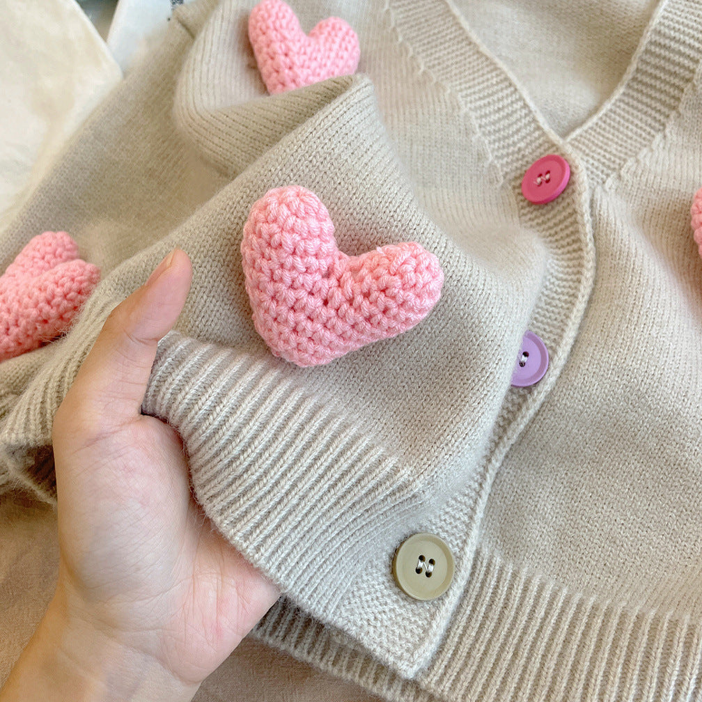 Cardigan Bambina con Cuori 3D – Maglioncino Morbido in Maglia