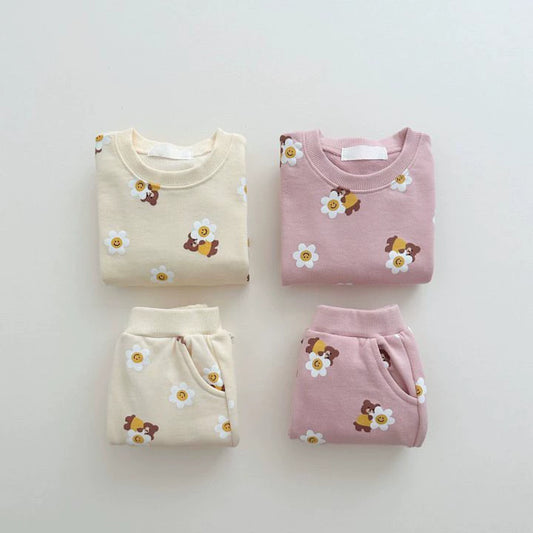Completo Bimba/Bimbo "Teddy & Flower" – Felpa e Pantaloni con Stampa Orsetti e Margherite