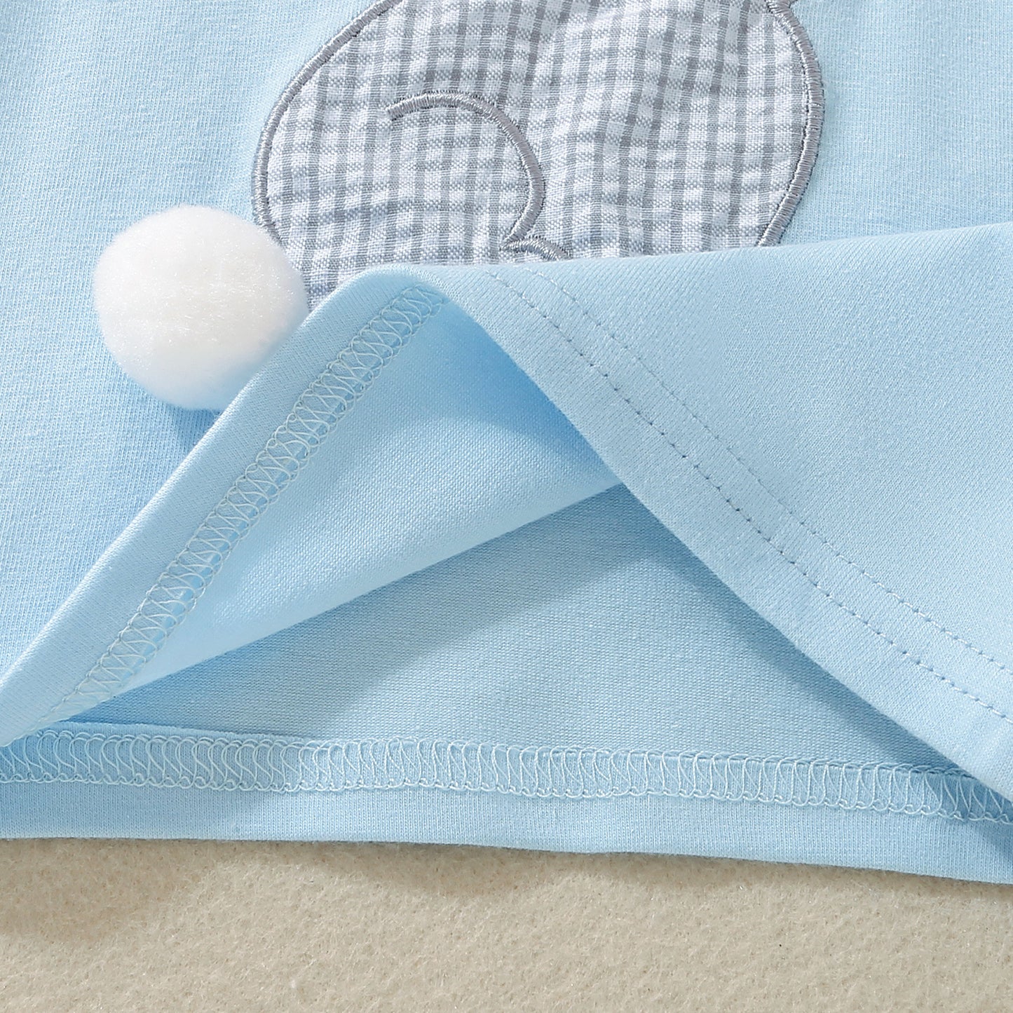 Completo Estivo Bambino  T-shirt e Shorts a Quadretti con coniglietto