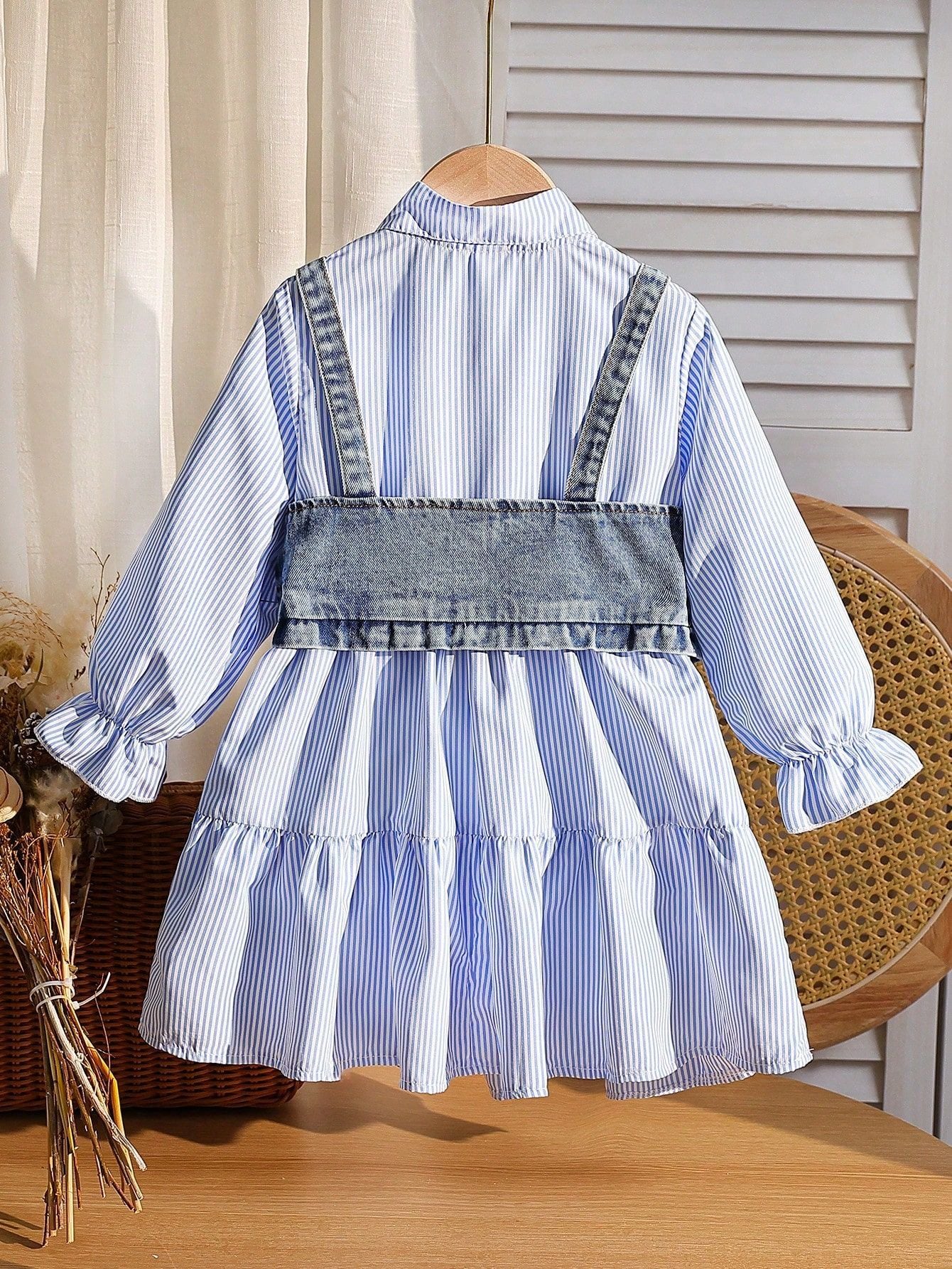 Vestito a Camicia con Gilet in Denim e Perle