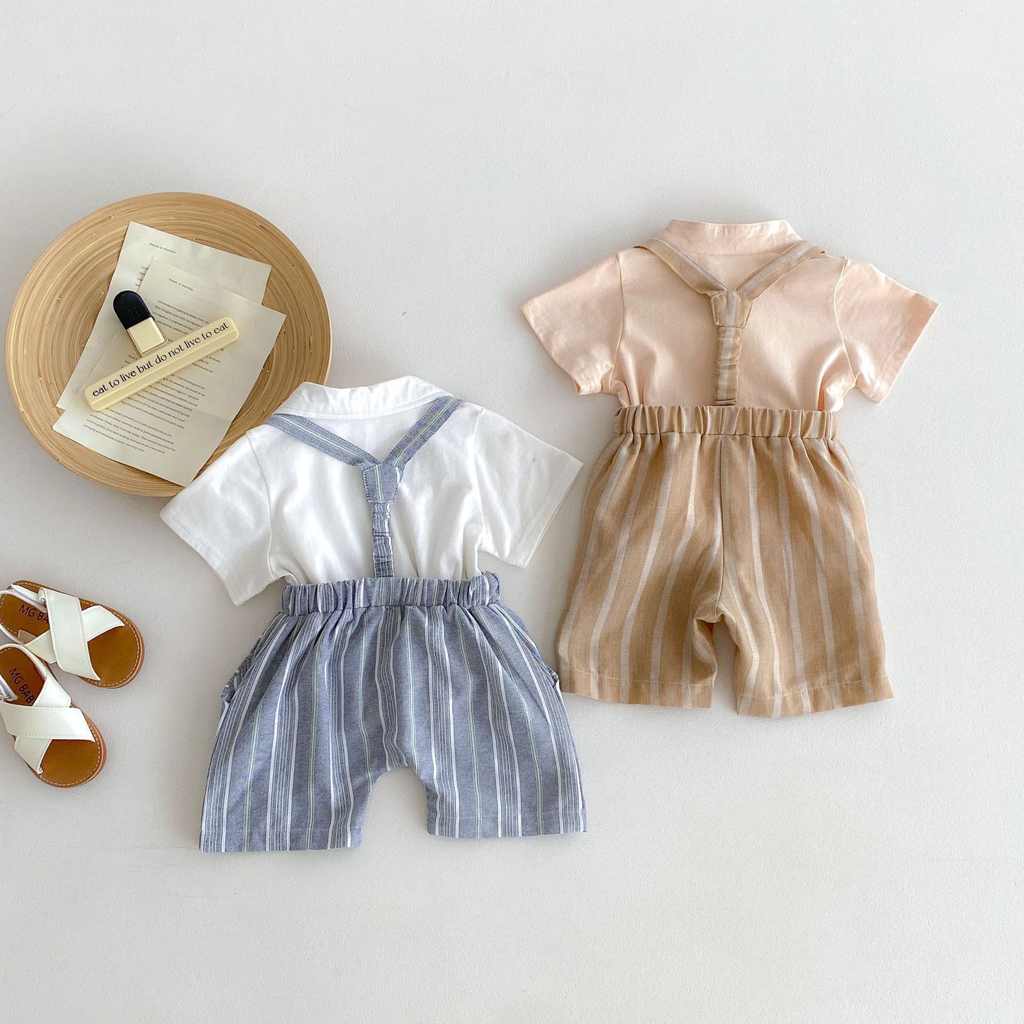 Completo Bambino con Camicia e Pantaloncini con Bretelle a Righe