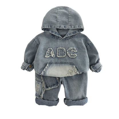 Completo denim streetwear per bimbo  Felpa con cappuccio e jeans