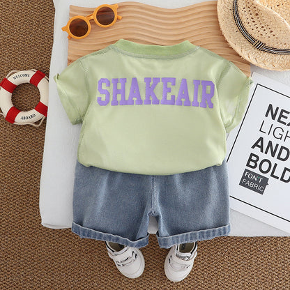 Set Estivo Bambino  T-Shirt Sportiva e Shorts di Jeans