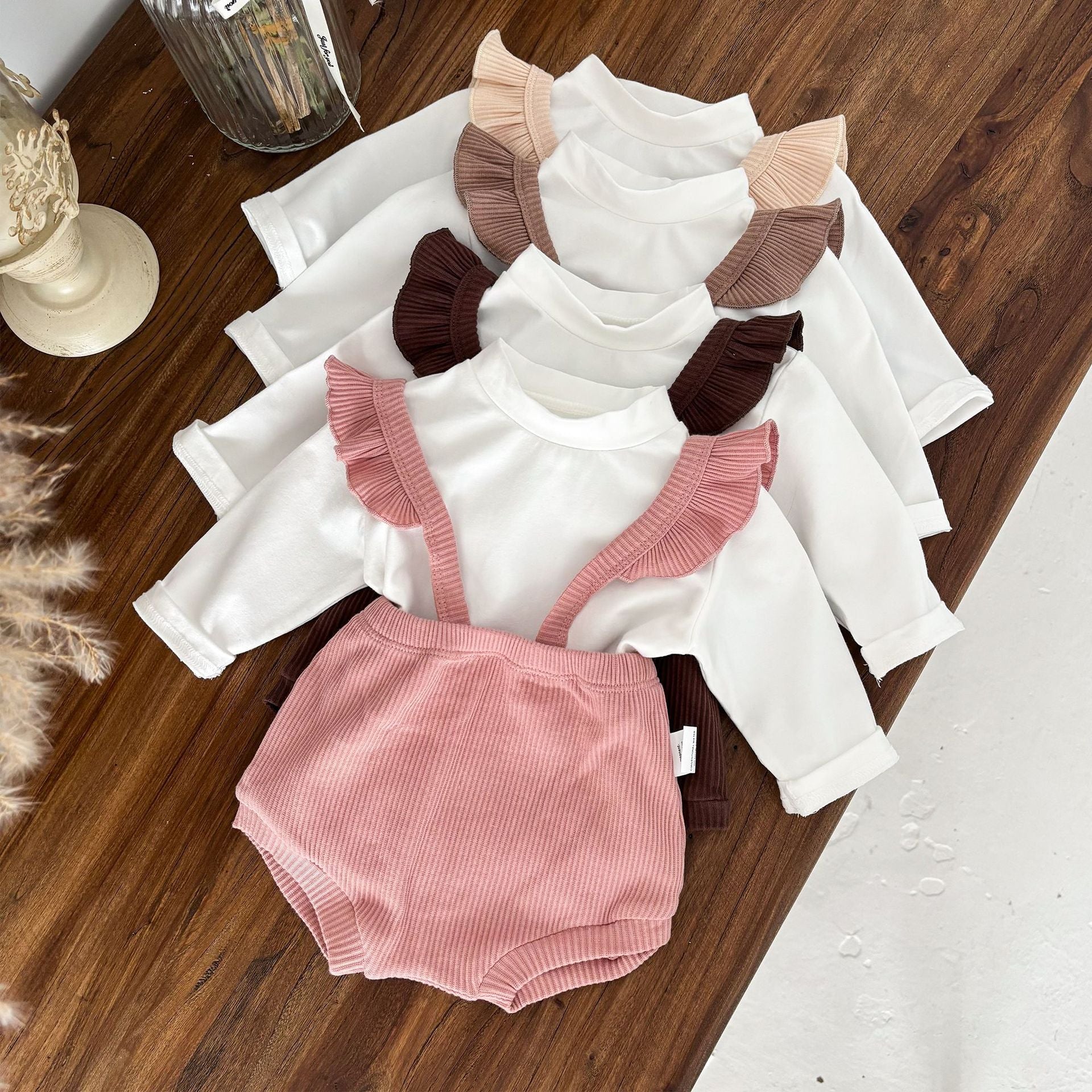 Completo bimba in velluto a coste con bretelle e volant   Vari colori