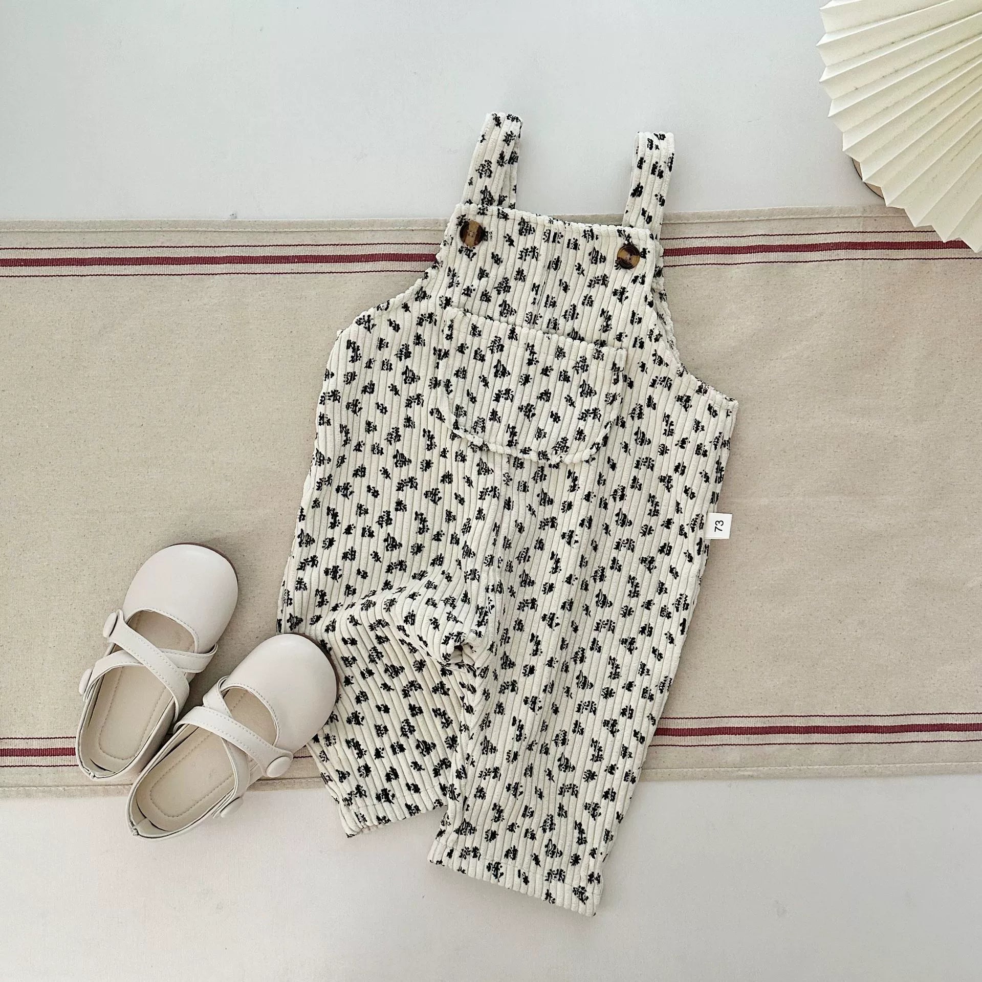 Salopette crema fiori neri – Autunno/Inverno