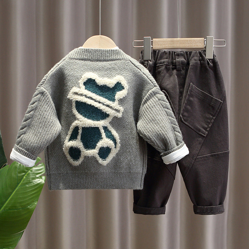 Completo maglia con orsetto ricamato + pantaloni – 2 varianti
