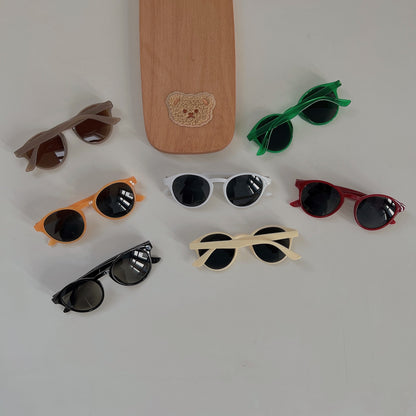 Occhiali da sole colorati per bambini con custodia– Protezione UV400