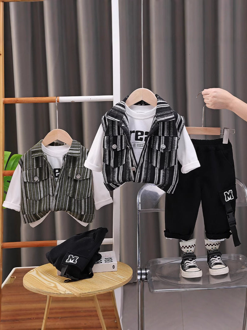 Completo Bambino con Gilet a Righe e Pantaloni