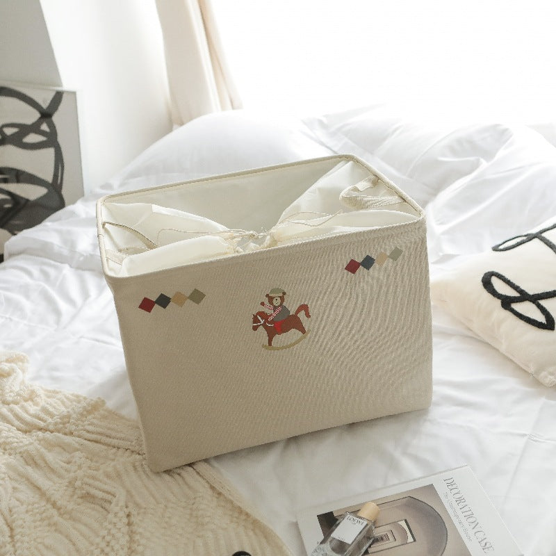 Cestino Portaoggetti con Cavallino a Dondolo e Orsetto – Tessuto Pieghevole