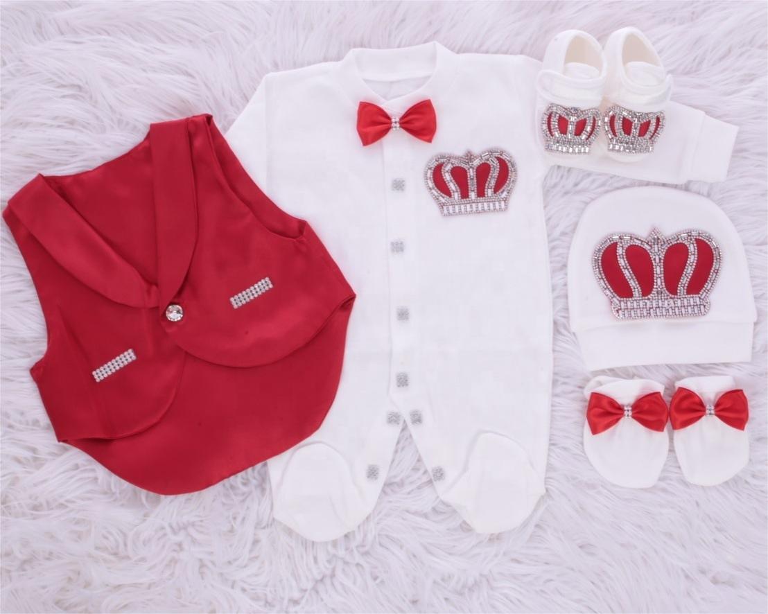 Set nascita principe – Tutina, gilet, scarpine e accessori con corona