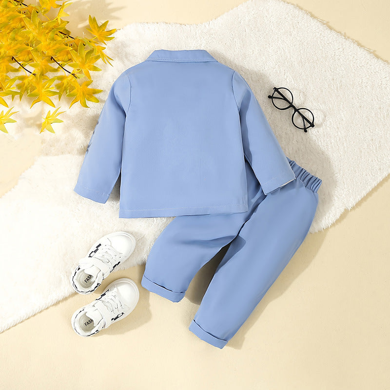 Elegante Completo per Bambini in Blu Pastello con Papillon